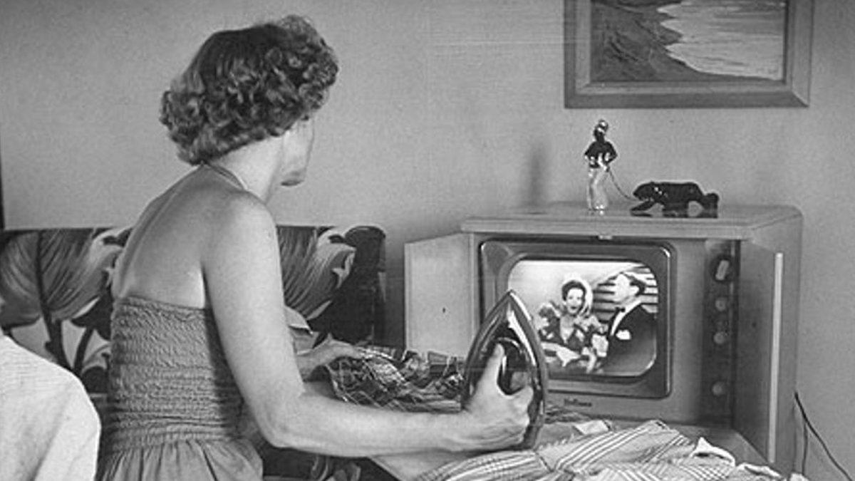 Gündüz Dramalarına Neden Pembe Dizi Dendiğinin Kırk Yıl Düşünseniz Aklınıza Gelmeyecek Sebebi