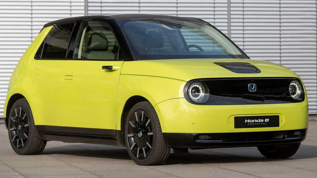 Filoların Göz Bebeği Renault Zoe’ye Elveda: İşte Bu Yıl İçinde Üretimi Durdurulacak Elektrikli Otomobiller