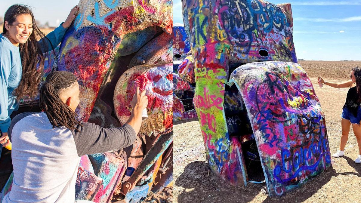 Teksas’ta Tarlanın Ortasına Gömülmüş Bu Cadillac’ların Orada İşi Ne? “Arabalar” Filmiyle de Bir İlgisi Var!