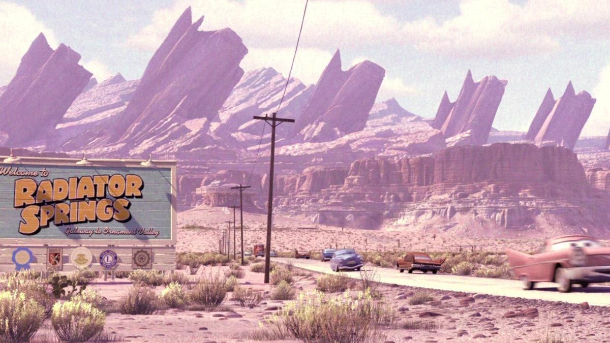 Teksas’ta Tarlanın Ortasına Gömülmüş Bu Cadillac’ların Orada İşi Ne? “Arabalar” Filmiyle de Bir İlgisi Var!