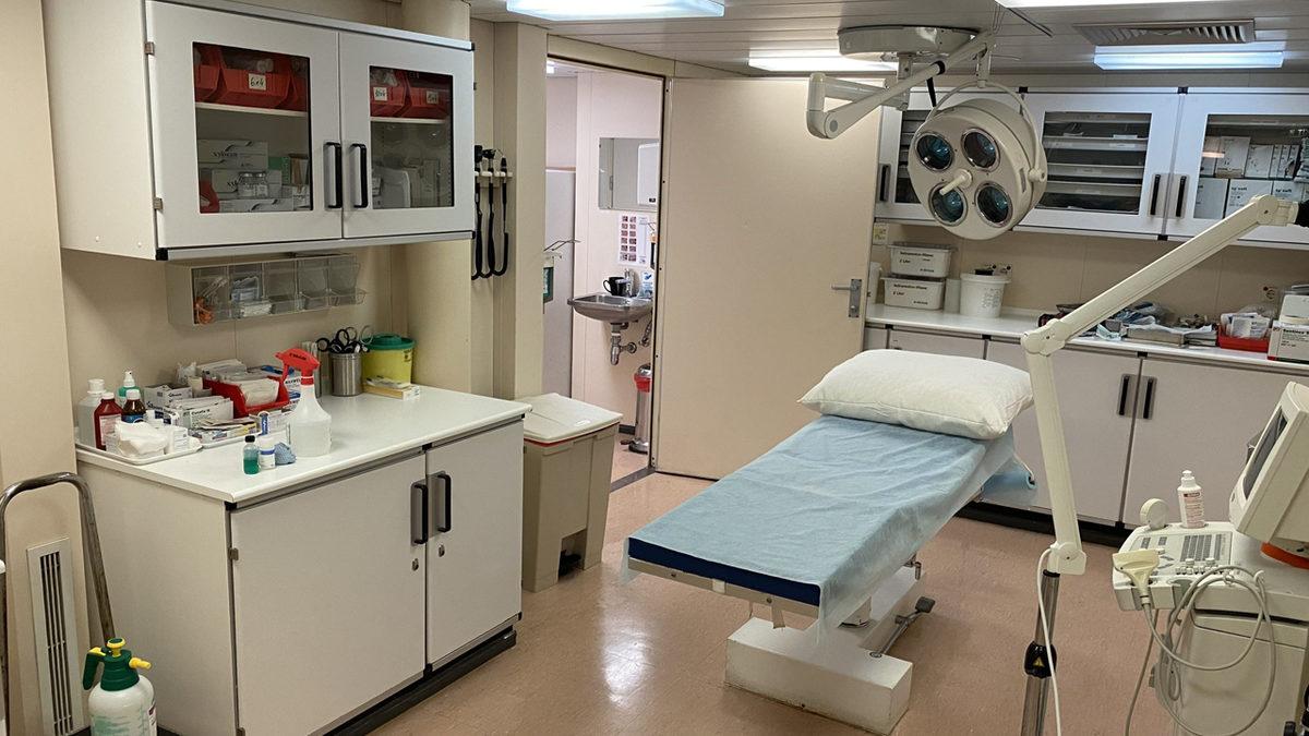 Yolcu Gemisinde Birisi Ölünce Ne Oluyor? (Açık Denizlerde Son Durak!)