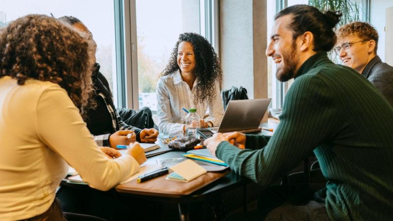 LinkedIn, Çalışanlarının Kariyerini En Çok Geliştiren 15 İş Yerini Açıkladı!