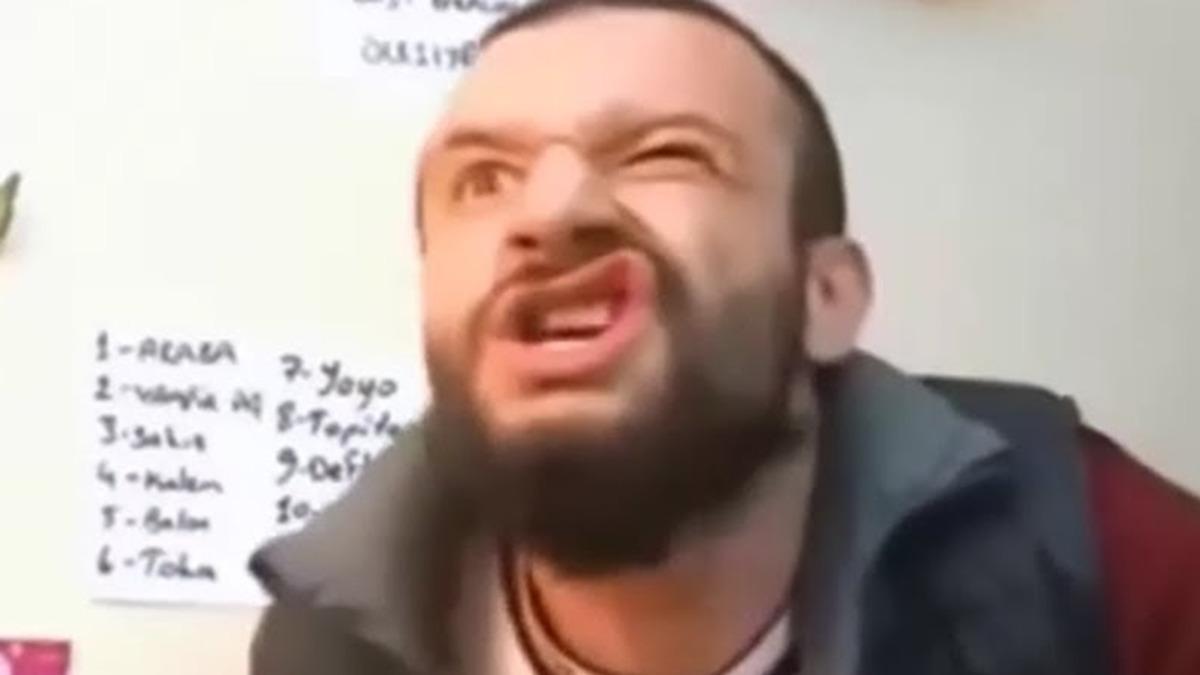 Elon Musk Yine Ortalığı Karıştırdı: X’te "Vine Geri Gelsin mi?" Diye Sordu