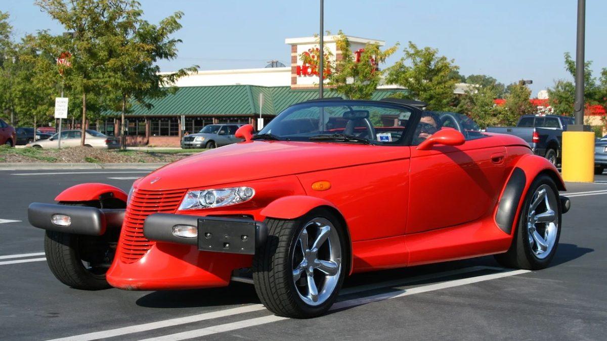 Afrika’da Üretildiğini Duyunca Hayrete Düşeceğiniz Arabalar: Bazıları Alışılmışın Epey Dışında Tasarımlara Sahip!