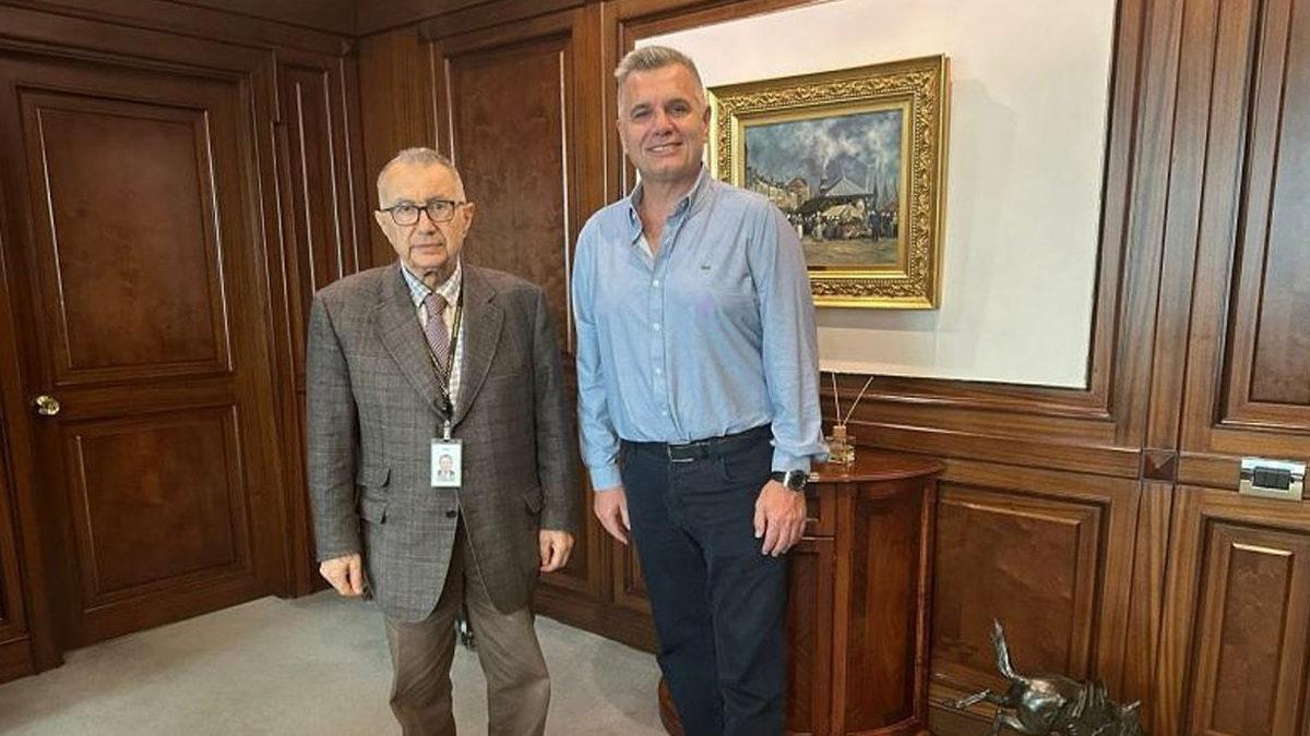 Bir Dönem Dünyanın En Zenginleri Arasındaki Tek Türk İş İnsanı Olan Turkcell’in Kurucusu Mehmet Emin Karamehmet Nasıl Battı?