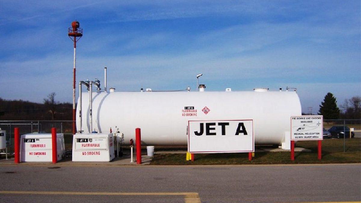 Asfaltta Uçmak Gibi: Uçak Yakıtlarını, Arabalarda Kullanabilir miyiz? Kullanırsak Ne Olur?