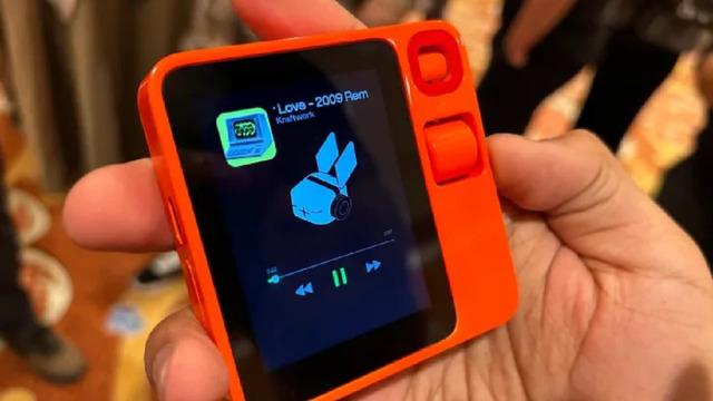 CES 2024’ün Yıldızı, Yapay Zekâ Destekli Asistan Rabbit R1 Çıktı: İşte ...