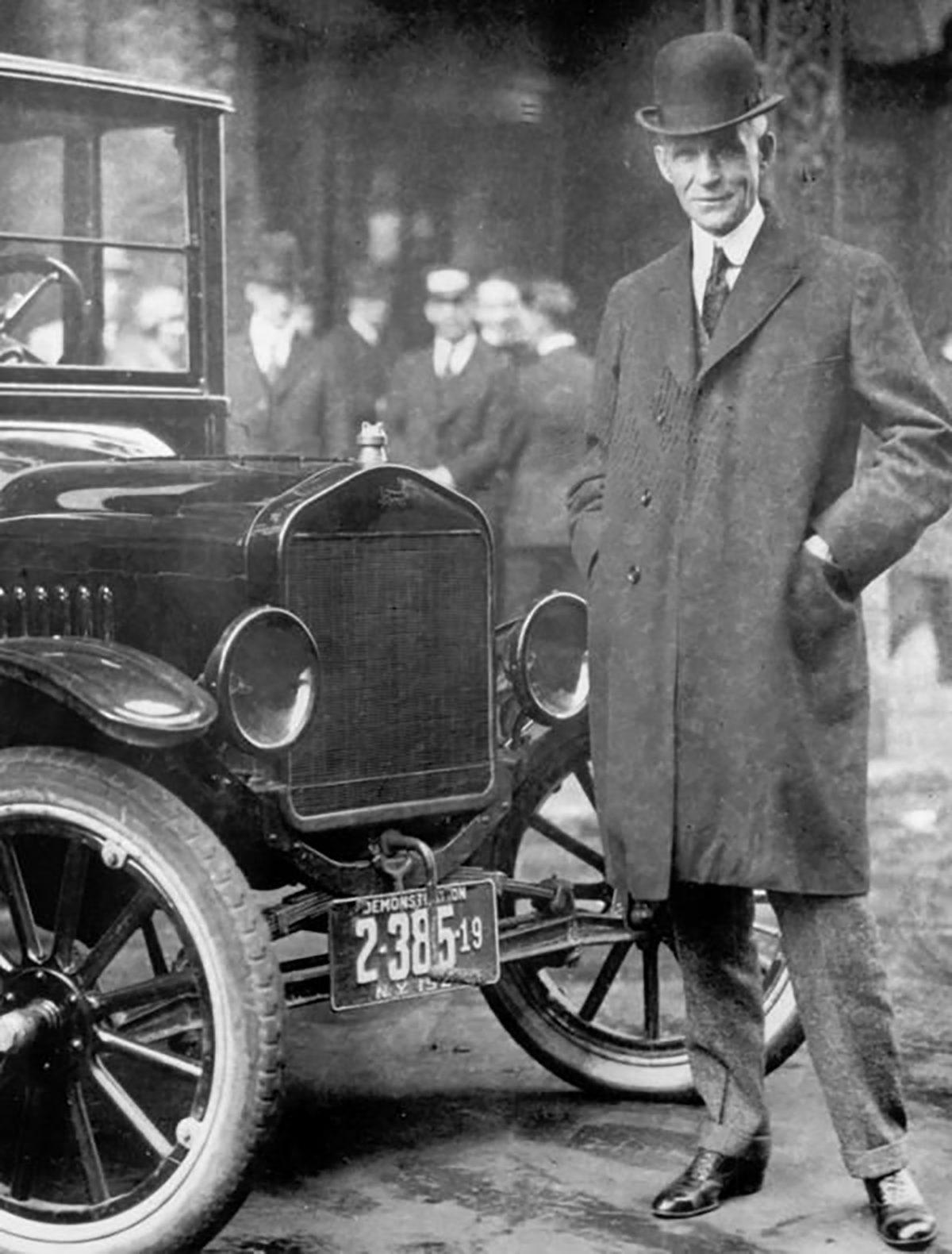 Kapitalist Strateji mi?: Henry Ford’un Çalışanlarına 5 Dolar Vererek Başlattığı Fordizm ile Üretim ve Tüketim Hayatımız Nasıl Değişti?