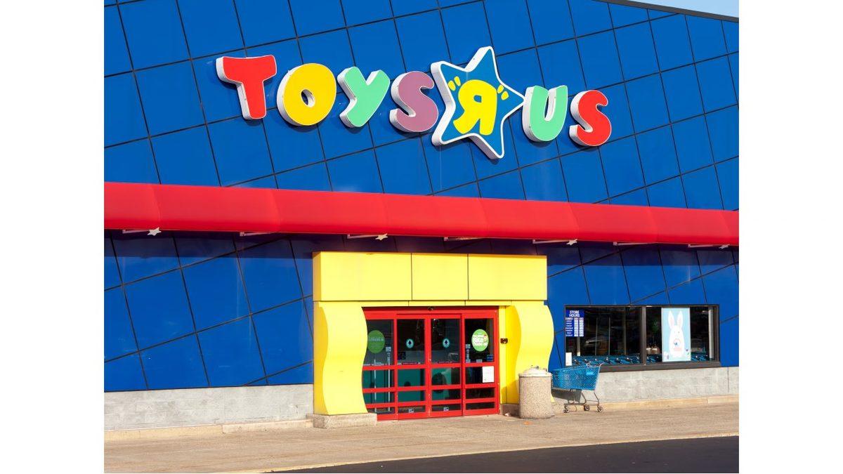 Liseliler Bilmez: Bir Zamanlar Tüm Çocukların Rüyalarını Süsleyen Toys “R” Us, Ne Oldu da Pat Diye Kayboldu?