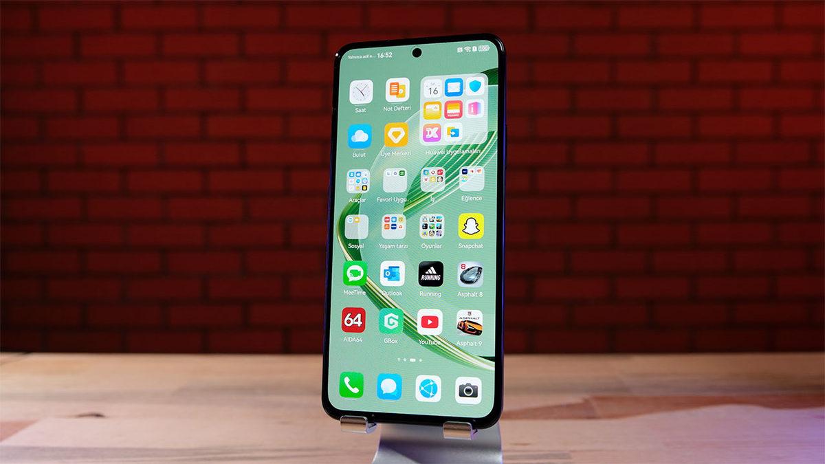 Huawei’den Hem Üçüncü Parti Uygulama Problemlerini Çözen Hem de Fiyatıyla Güldüren Telefon: nova 12 SE İncelemesi