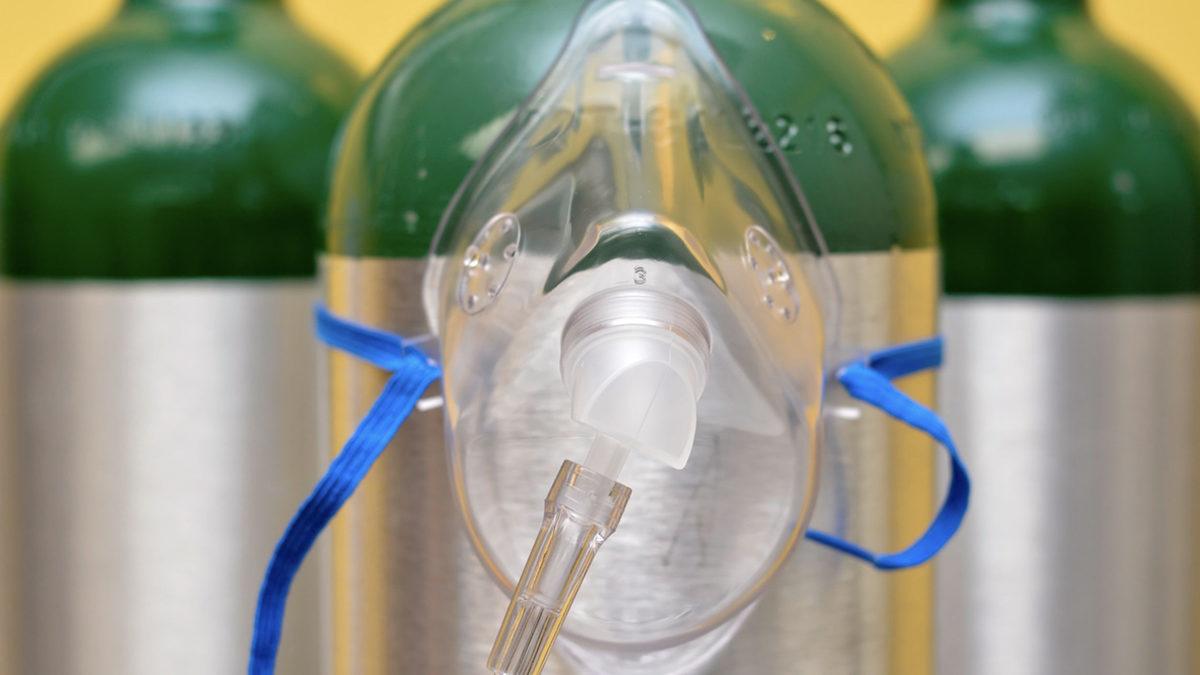 Kendisi Biraz İkiyüzlü: Oksijen Nasıl Hem Hayatımızı Kurtarıp Hem de Öldürücü Hâle Gelebiliyor?