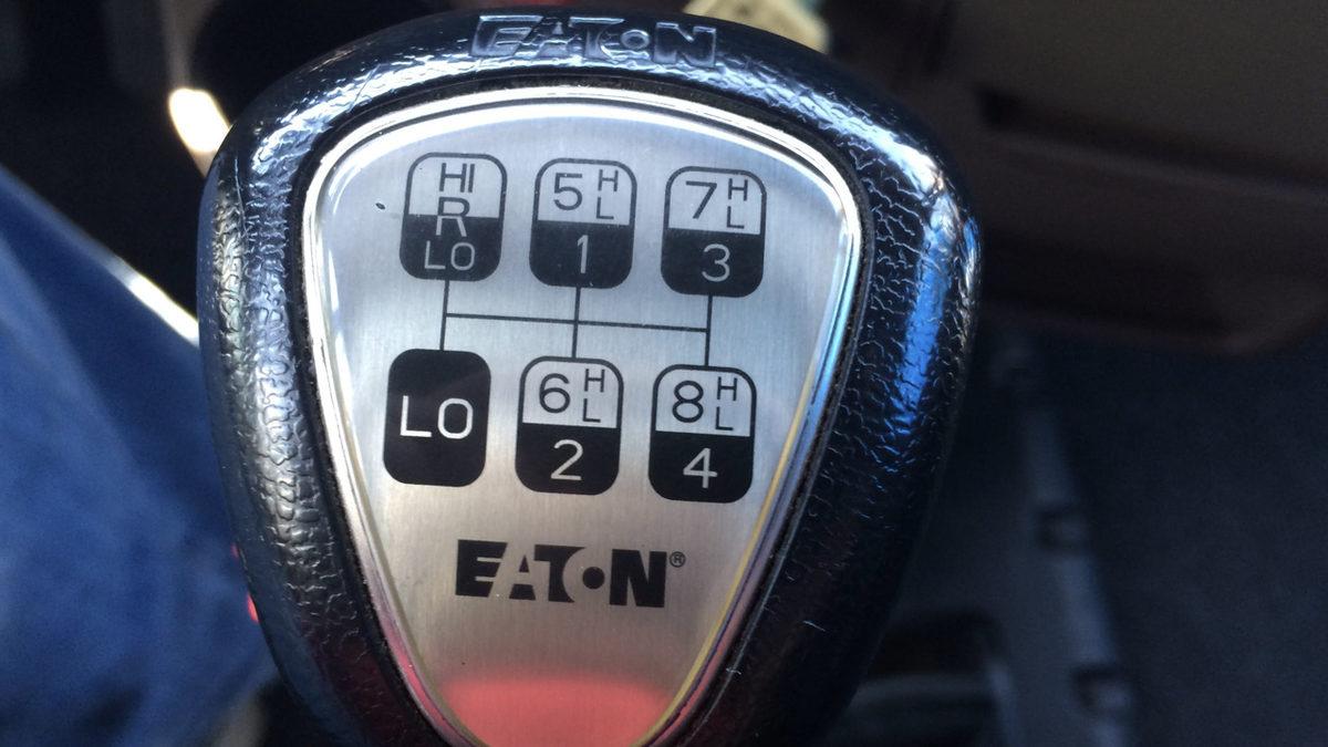 Kamyon ve Tır Gibi Ağır Vasıtalarda Neden Çok Sayıda Vites Var?