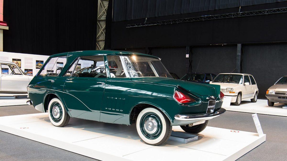 Renault’nun 65 Sene Önce Çıkardığı Ters Otomobil Neyin Nesiydi? Neden Hiç Sokaklarda Göremedik?