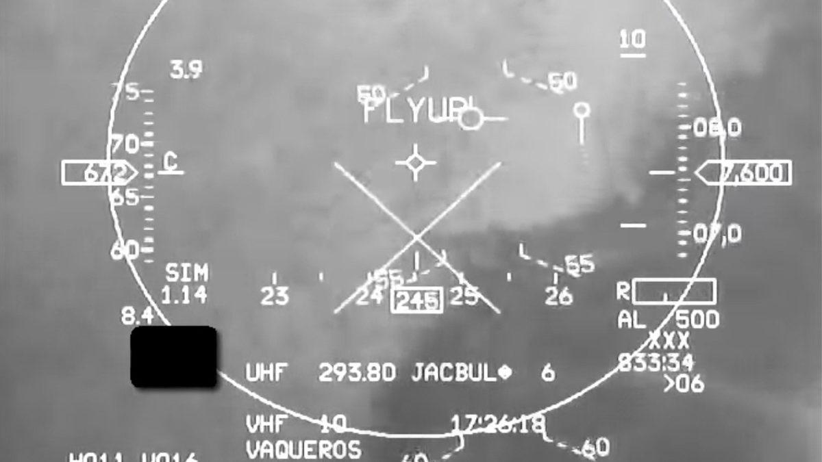 Pilotların Uçuş Sırasında Maruz Kaldıkları G Kuvvetine Nasıl Dayandıklarını Öğrenince Aldıkları Eğitime Hayran Kalacaksınız