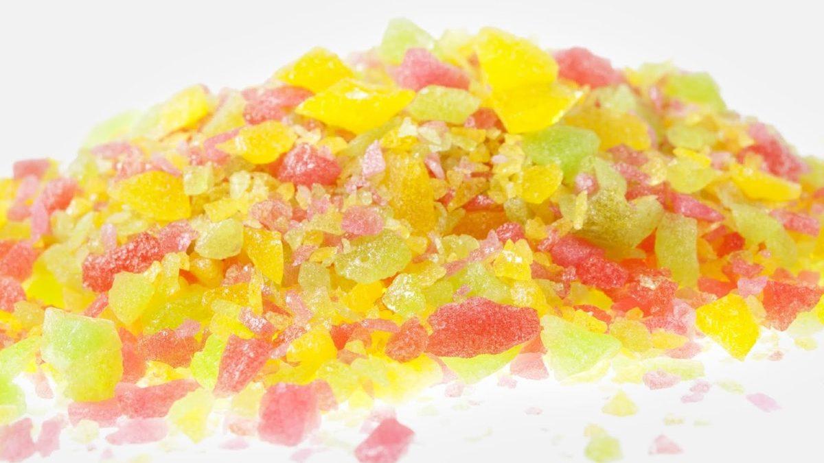 Çocukluğumuzun Vazgeçilmezi Olan Patlayan Şekerler, Ağzımıza Attığımız Anda Nasıl 