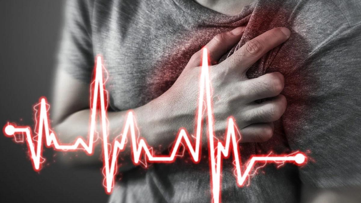 Kalbimiz Göğüste Olduğu Hâlde, Kriz Anında Neden Omzumuzda ve Kollarımızda Ağrı Hissederiz?