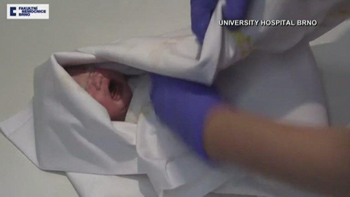 Annesi Öldükten 4 Ay Sonra Dünyaya Gelen Bebeğin Mucizelere İnandıracak Türden Hikâyesi: Böyle Bir Şey Nasıl Mümkün Olabilir?