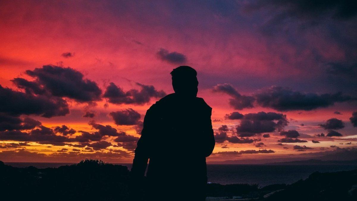 Dünyada Kalan Tek İnsan Olsaydık Bizi Neler Bekliyor Olurdu?