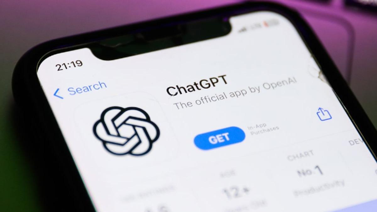 ChatGPT’nin "Ücretli" Özellikleri, Artık Ücretsiz Olarak Kullanılabilecek! İnternet Erişimi, Dosya Yükleme ve Dahası