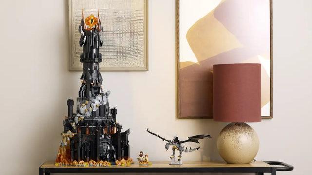 Biz Gene Ekrana Ekmek Banacağız Gibi: Lego’dan Yüzüklerin Efendisi’ndeki Sauron’un Kulesi Geliyor