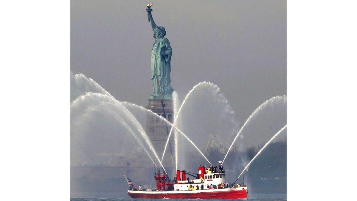 Gemiler Neden Bazen Balina Gibi Havaya Doğru Su Fışkırtır?