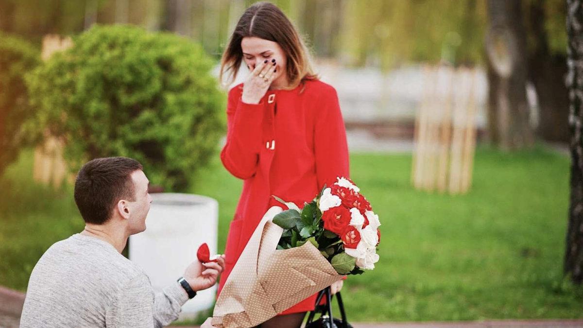 Çok Güldüğümüzde Neden Gözümüzden Yaş Gelir?