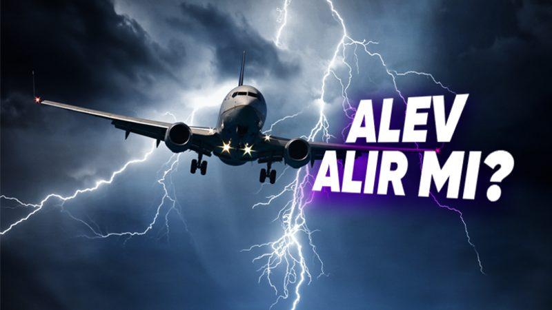 Bir Uçağa Yıldırım Çarpınca Ne Olur? (Hayır, Tüm Yolcular Yere Çakılmaz!)