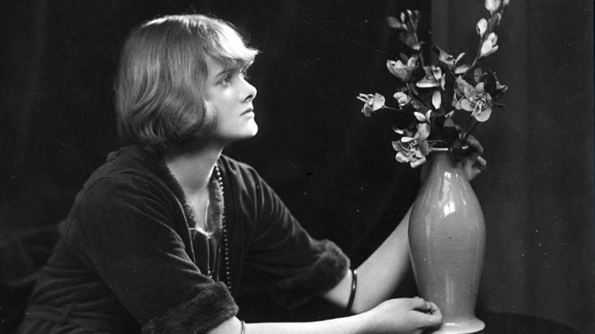 Sevgilinizin Eski Sevgilisini Takıntılı Bir Biçimde Kıskanıyorsanız Rebecca Sendromuna Yakalanmış Olabilirsiniz! (Sosyal Medyanın da Etkisi Büyük!)