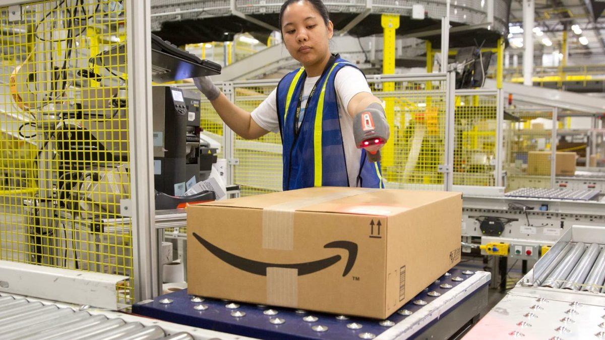 Reklam Gibi Olmasın Ama... Amazon, Siparişleri Nasıl Rakiplerinden Açık Ara Daha Hızlı Teslim Edebiliyor?