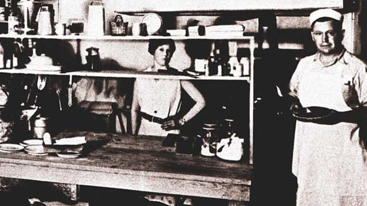 KFC’nin Kurucusunun Rakibini Vurmasının Ardındaki İlginç Hikâye (Can Kaybı da Var!)