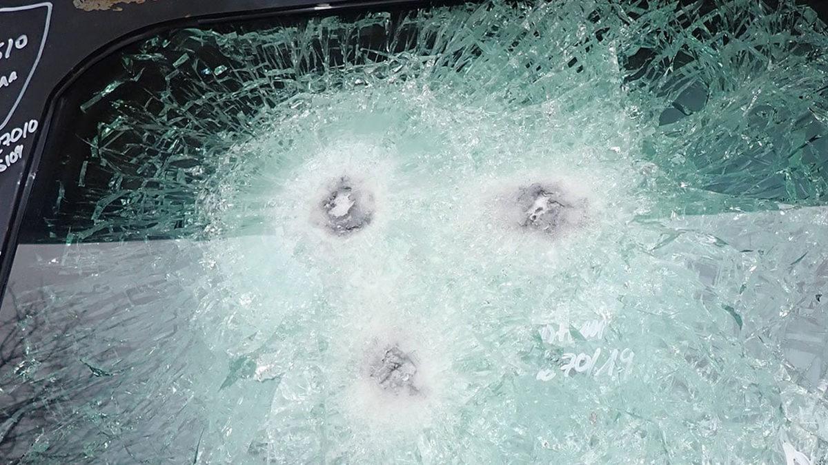 Kurşun Geçirmez Camlar Tam Olarak Nasıl Çalışıyor?