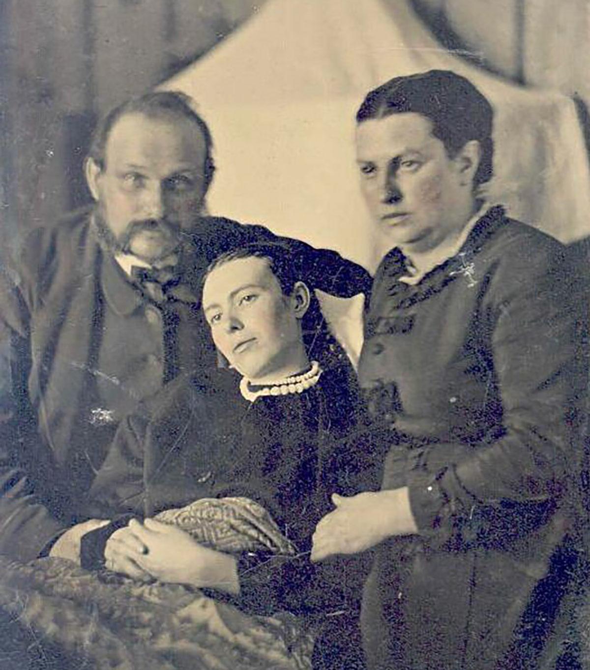 Kâbus Yaşatacak Tarihin En Ürpertici 15 Fotoğrafı (Hassas İçerik)