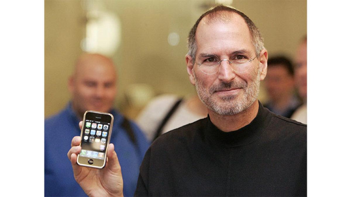 Steve Jobs’un Microsoft’a Olan Nefreti, Meşhur iPhone Tasarımının Dünya Markası Hâline Gelmesini Nasıl Sağladı?