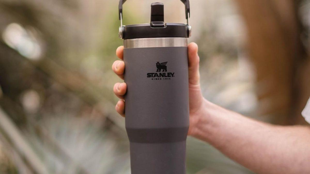 Son Zamanların En Çok Tercih Edilen Termosu Stanley The IceFlow İndirimde! İşte Özellikleri ve Kullanıcı Yorumları