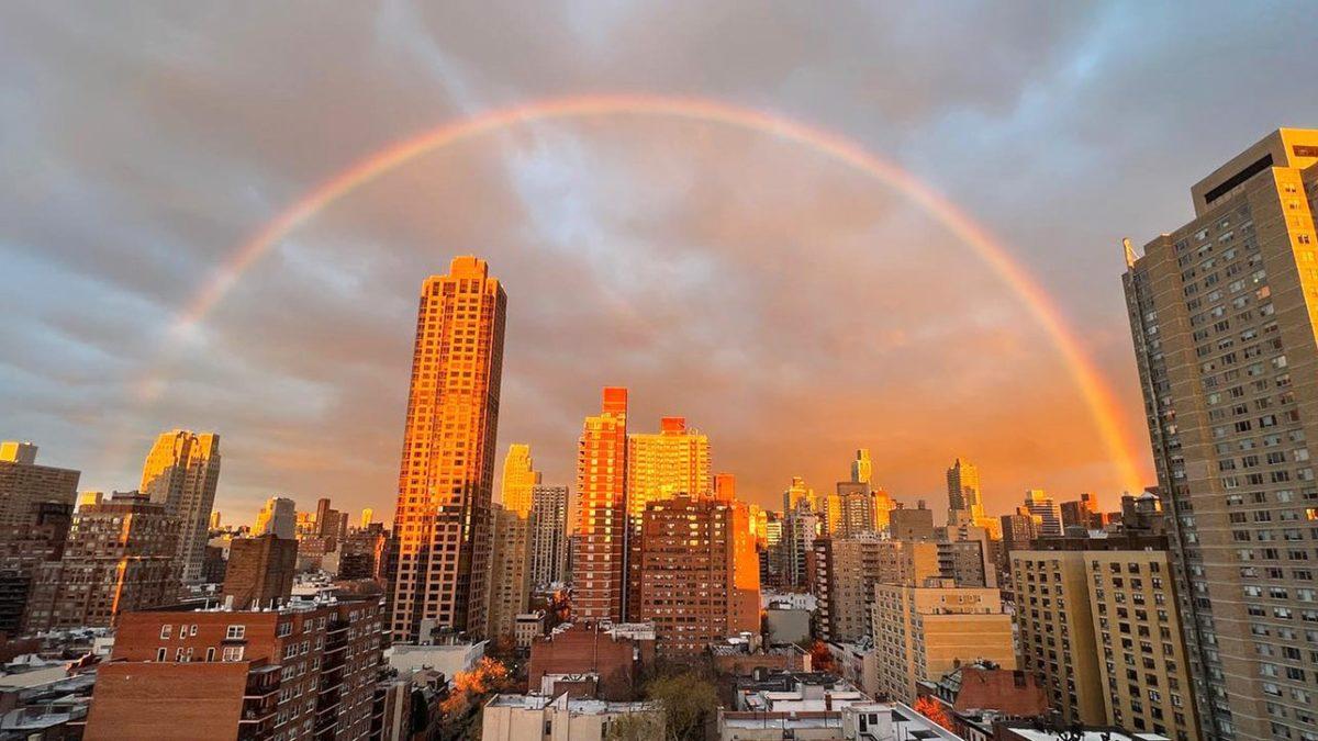 Gökkuşakları Neden Düz Değil de Eğridir? Üstelik Esas Şekilleri Gördüğünüzden Çok Farklı!
