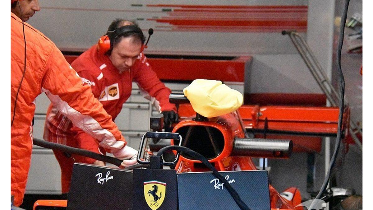 Ferrari, Araç Kameralarına Bir Dönem Neden Küçük Bir Torba Koyuyordu? İçindeki Şeyi Tahmin Etmek Zor!