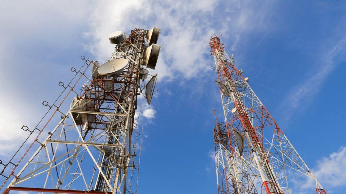 Radyo İstasyonları, Çalmakta Olan Şarkının İsmini Araçlara Nasıl Aktarıyor?