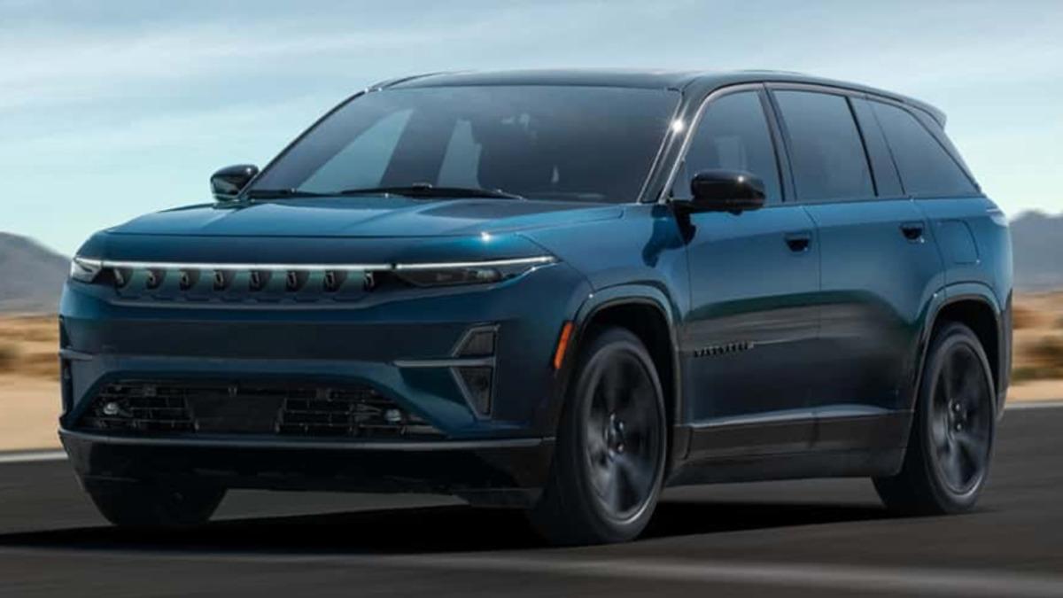 İçerisinde Adeta Küçük Bir Konser Salonu Bulunan Jeep Wagoneer S Tanıtıldı