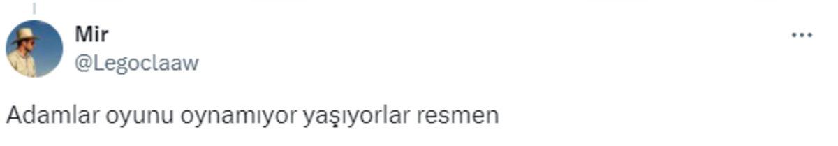 Bir Grup Arkadaş, World of Tanks Oynamak İçin Ev Yapımı Tank Simülatörü İnşa Etti [Video]