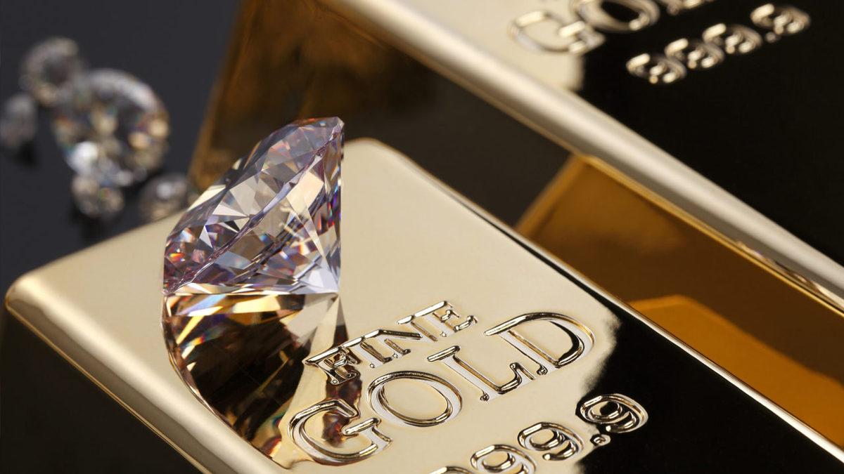 Evlenme Çağındakilerin Aklındaki O Sorunun Yanıtını Veriyoruz: Altın Değerini Korurken Pırlantalar Neden Değer Kaybeder?