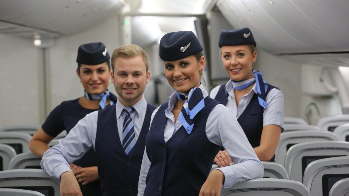 Hostesler Neden Saçlarını Mutlaka Topuz Yapmak Zorundadır? Birden Çok Sebebi Var!