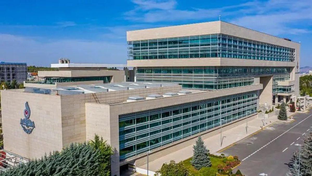 AYM, Cumhurbaşkanı’nın Rektör Atama ve Merkez Bankası Başkanı’nı Görevden Alma Yetkisini İptal Etti