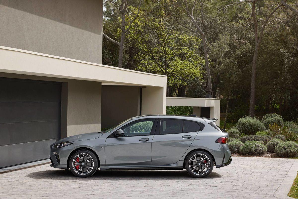 Tasarımı Yenilenen 2024 Model BMW 1 Serisi Türkiye’de Satışa Çıktı: İşte Özellikleri ve Fiyatı