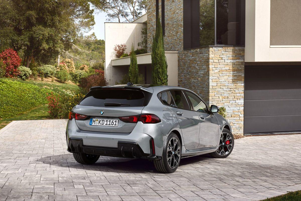 Tasarımı Yenilenen 2024 Model BMW 1 Serisi Türkiye’de Satışa Çıktı: İşte Özellikleri ve Fiyatı