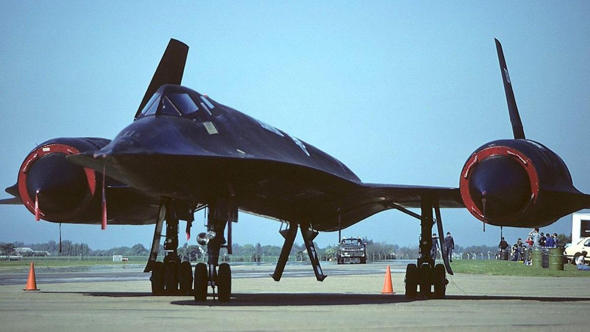 Şimdiye Kadar Yapılmış En Hızlı Askerî Uçak Lockheed SR-71’i Uçurmak Neden Çok Zordu?