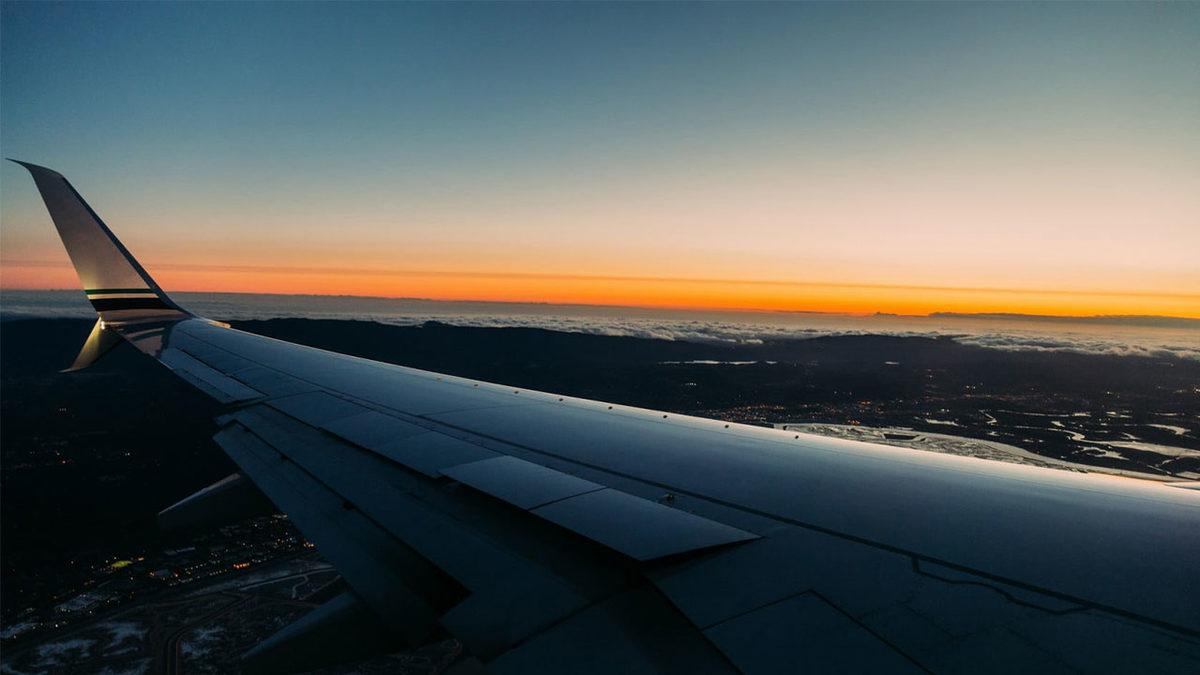 Uçak Kanatları Neden V Şeklindedir? Basit Ama Çok Etkili Bir Sebebi Var!