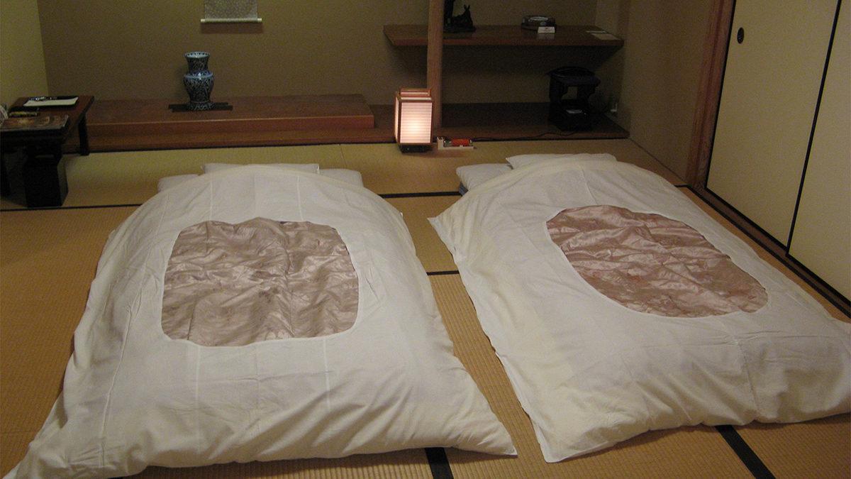 Japonlar Neden Yer Yatağında Uyur? Üstelik Kocaman Yatakta Yayıla Yayıla Yatmak Varken!