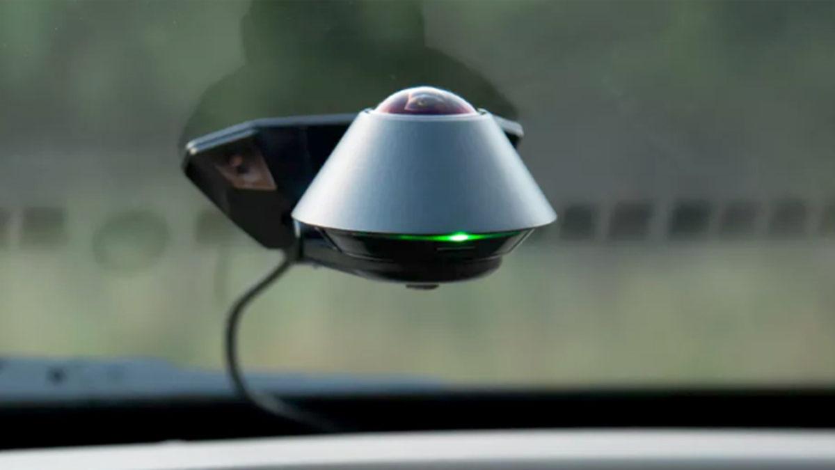 360 Derece Video Kaydı Yapabilen Araç İçi Kamera: Secure360