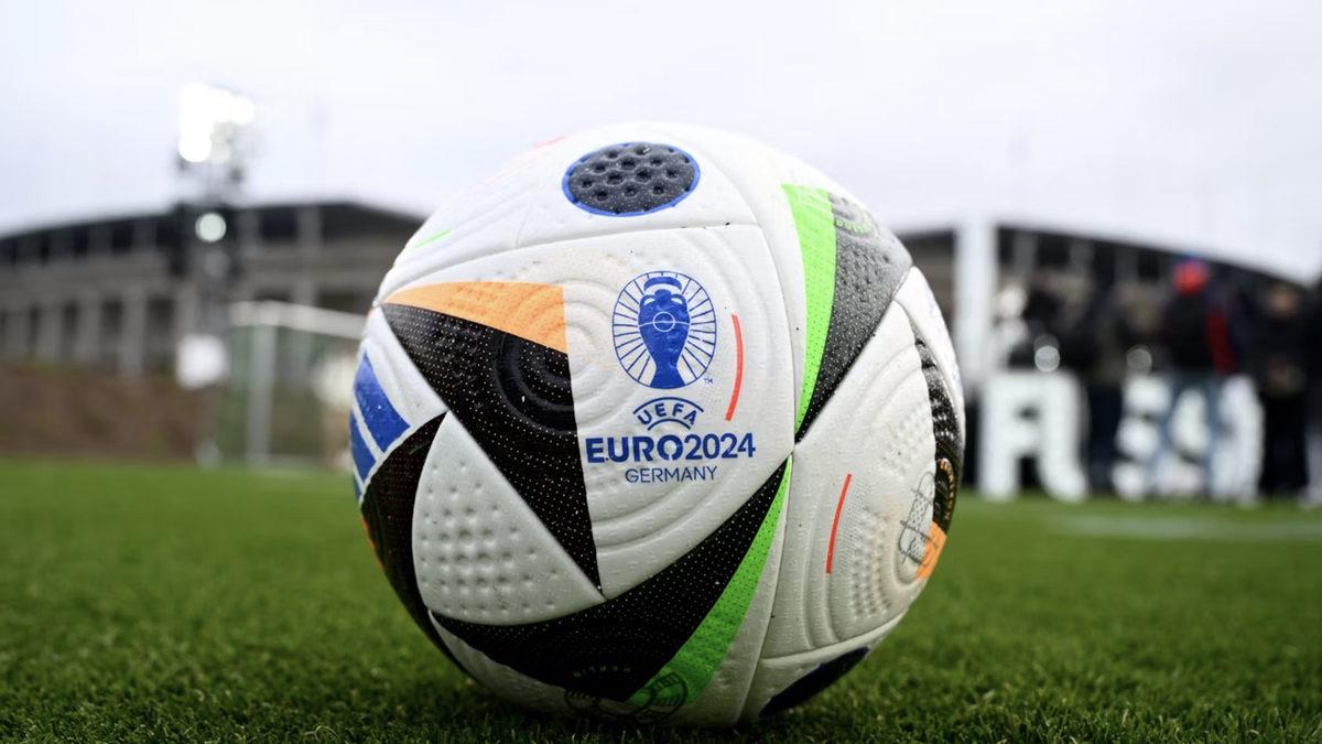 EURO 2024’ün Futbol Topunun Sahip Olduğu Teknolojileri ve Özellikleri Okuyunca Hayran Kalacaksınız!
