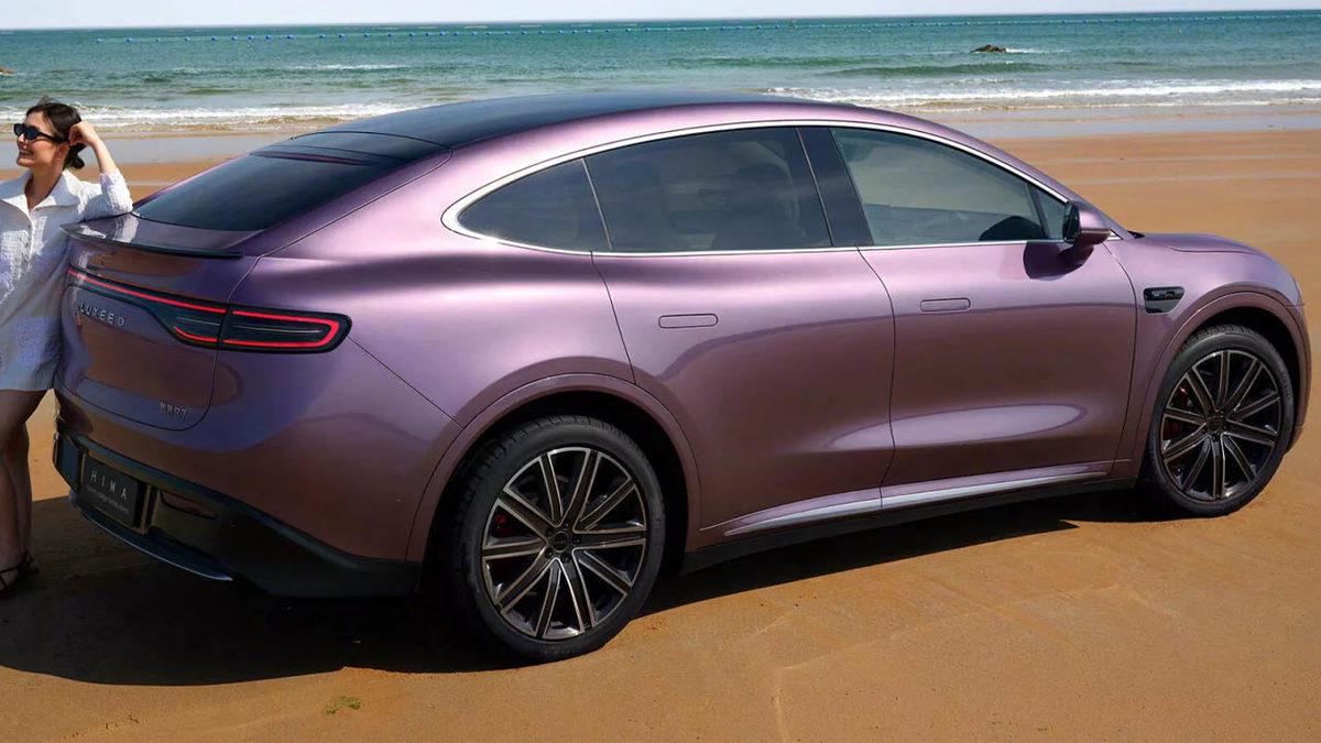 Huawei ile Chery’nin Yeni Elektrikli Otomobili Luxeed R7 Tanıtıldı